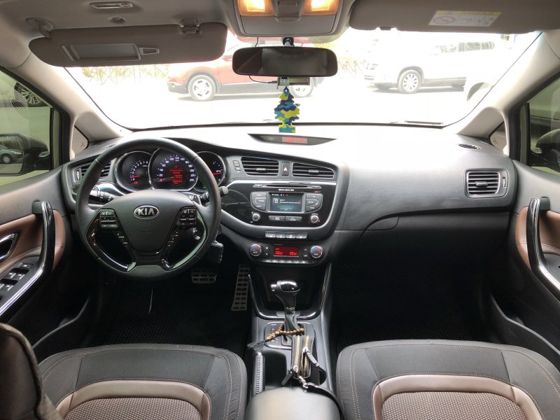 Kia Ceed 2015 Luxe салон