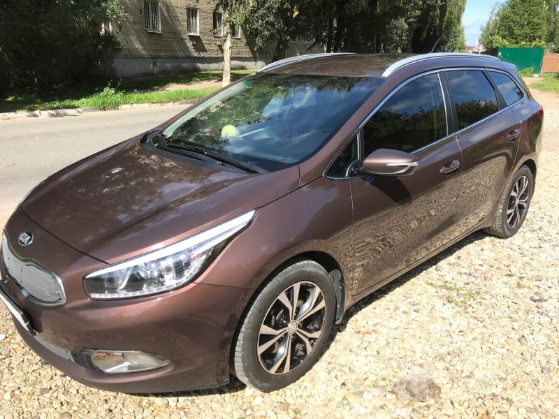 Kia Cerato 2013 коричневая