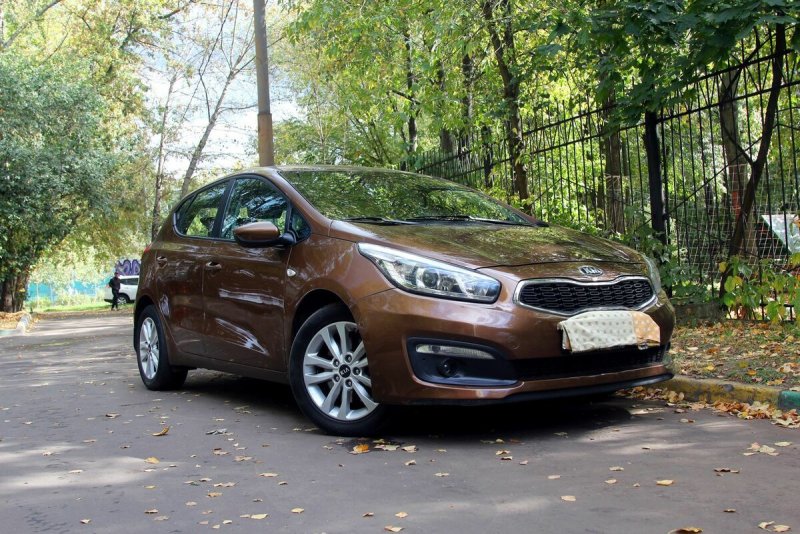Kia Rio седан 2019 коричневый