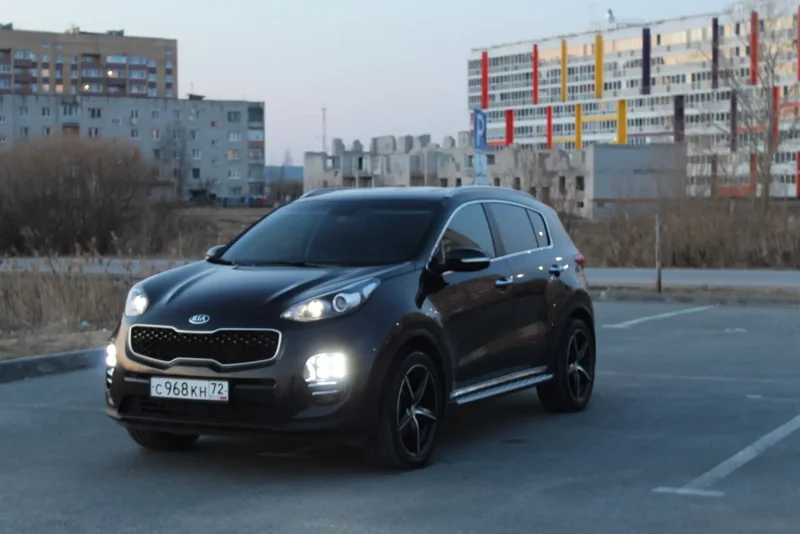 Kia Sportage 2016 черная