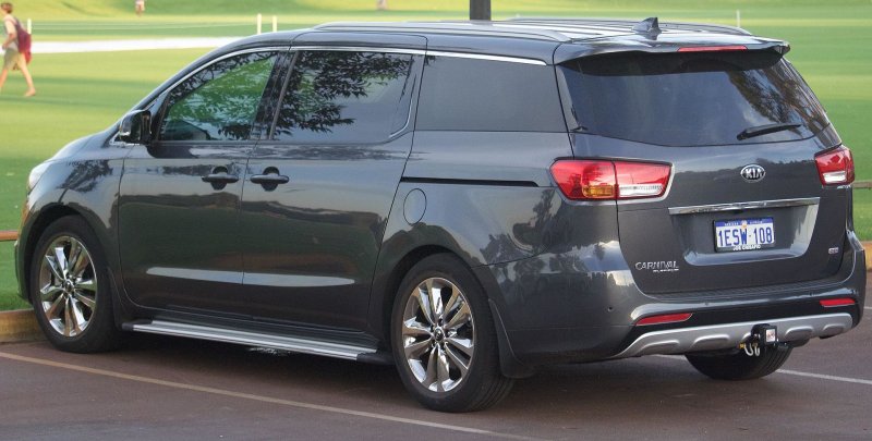 Kia Carnival Limousine 2021