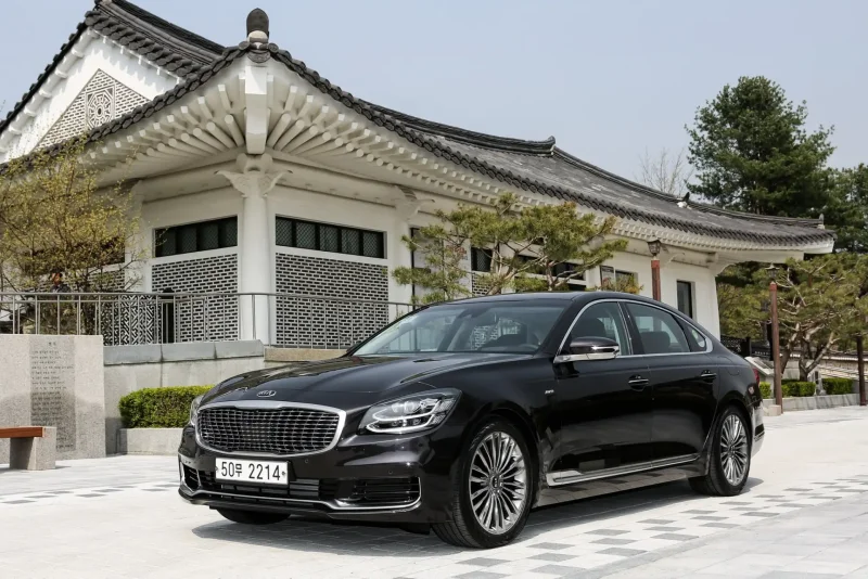 Kia k900 Interior