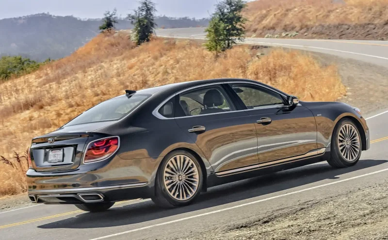 Kia k900 2019