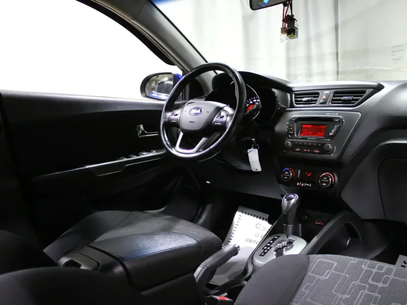 Kia Rio 2021 Comfort комплектация