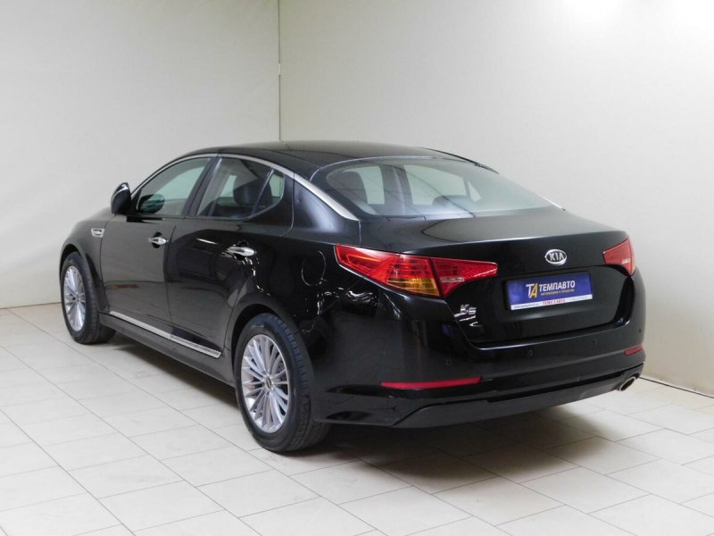 Kia k5 черная