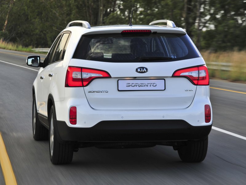 Kia Sorento сзади