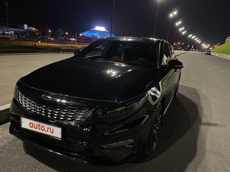 Kia Optima k5 черная