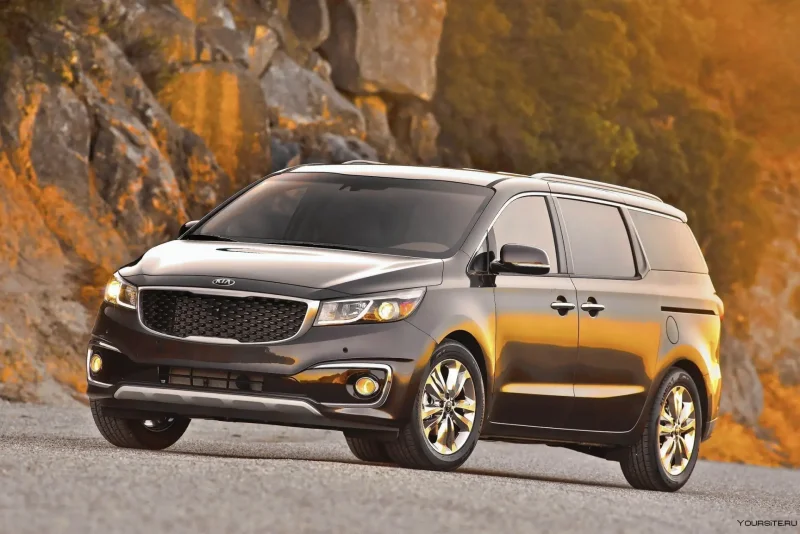 Kia Sedona/Cadenza