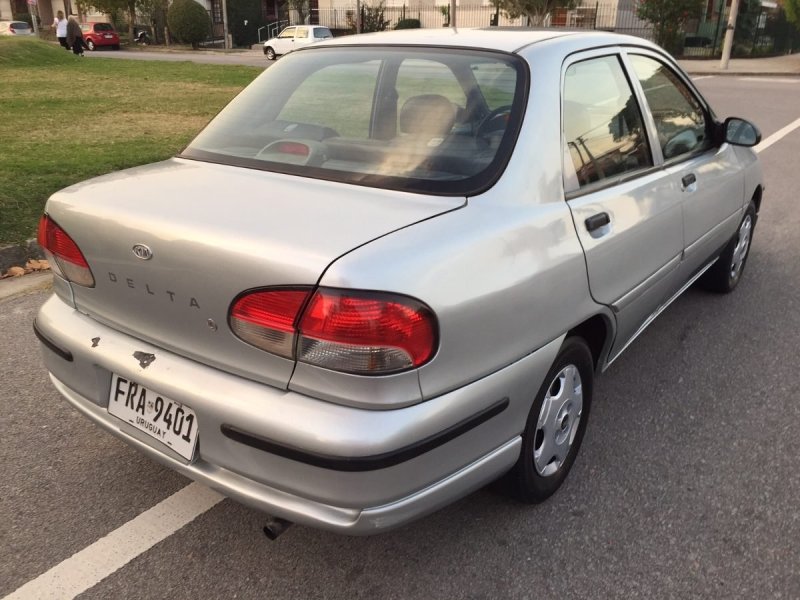 Кия Авелла 1998