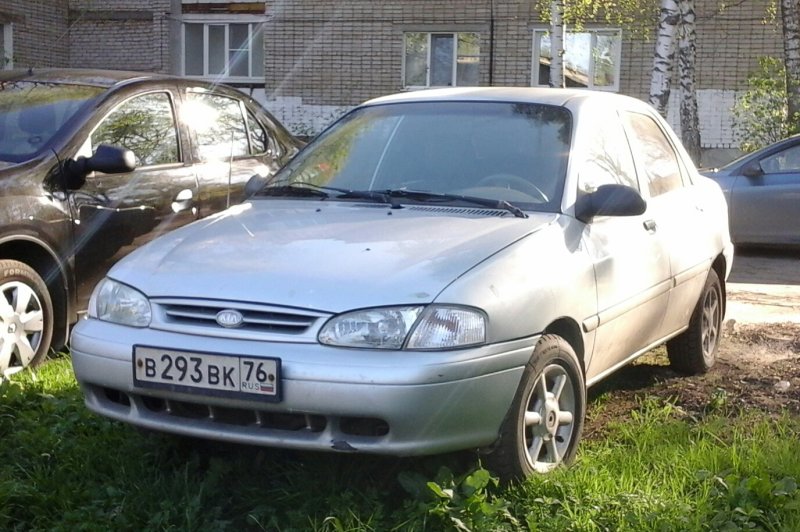 Киа Авелла Дельта салон