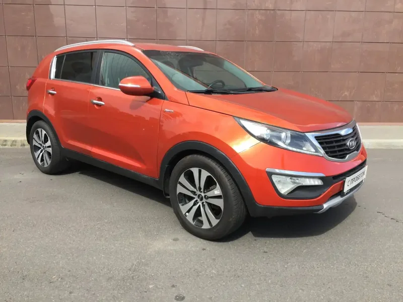 Kia Sportage оранжевый