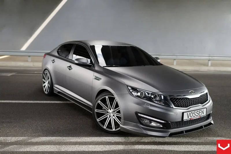 Kia Optima 2018 на 19 Vossen