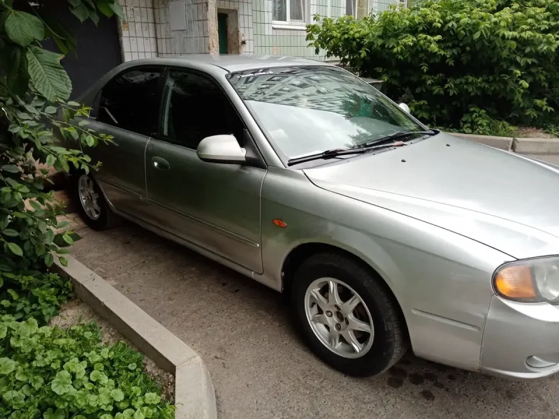 Kia шума 2003