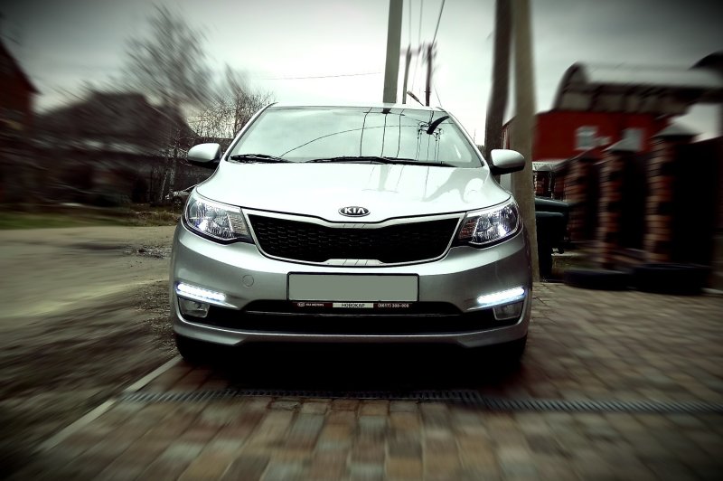 Kia Rio 2016 белая