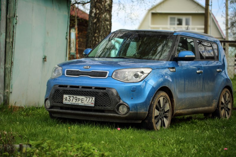 ,Kjuth АКАДЕМЕG купил маме Kia Soul