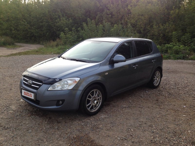 Kia Ceed 2008 хэтчбек