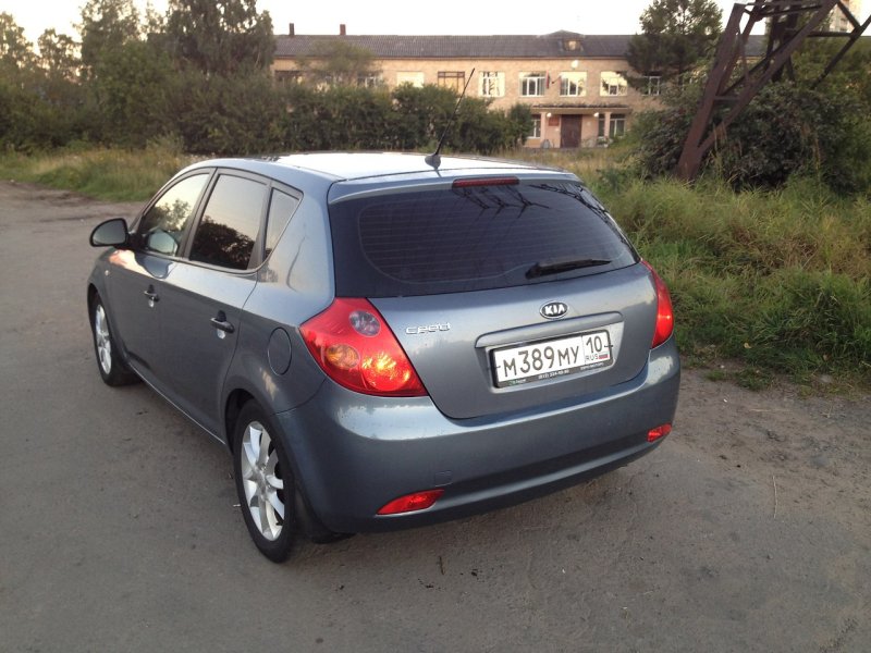 Kia Ceed 2008 хэтчбек