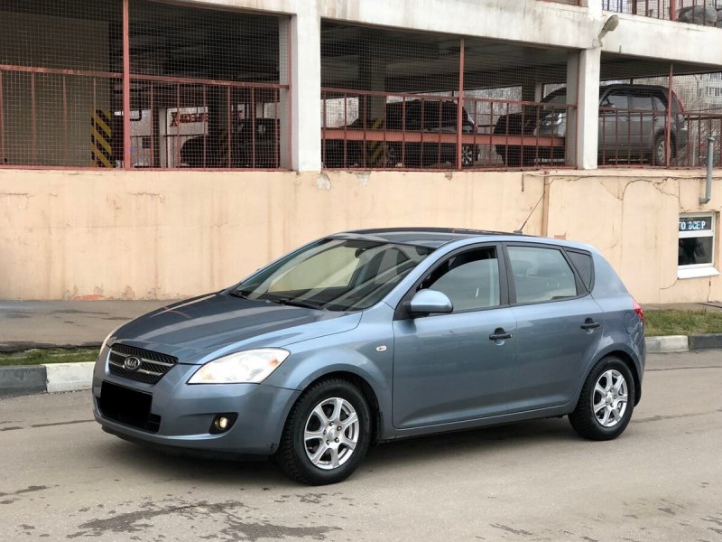 Kia Ceed 2008 хэтчбек