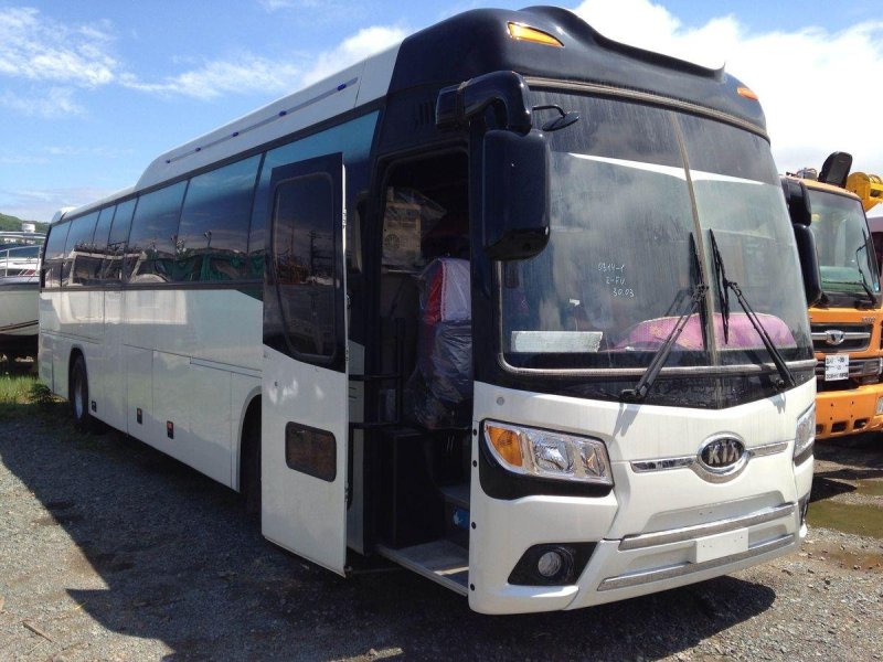 Kia Granbird 2012
