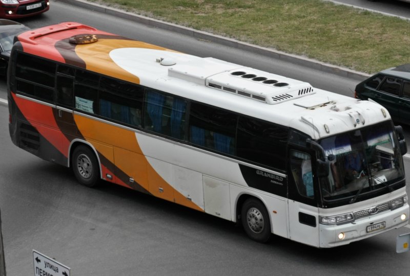 Kia Granbird м686св