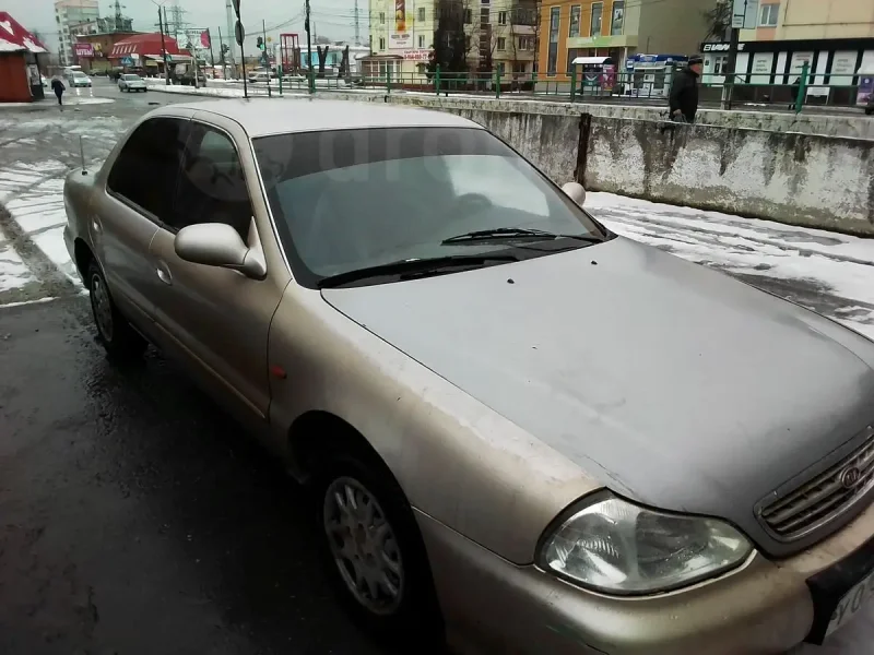 Киа Кларус 1996 1.8