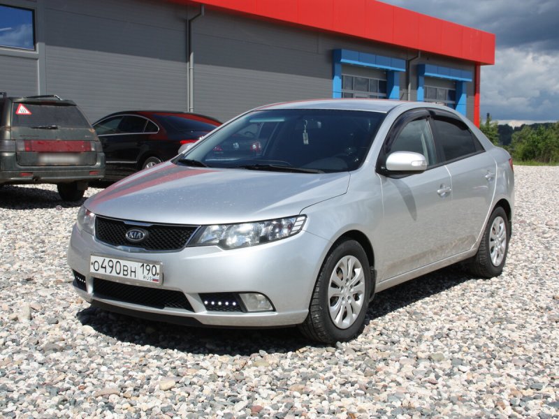 Kia Cerato 2009 года