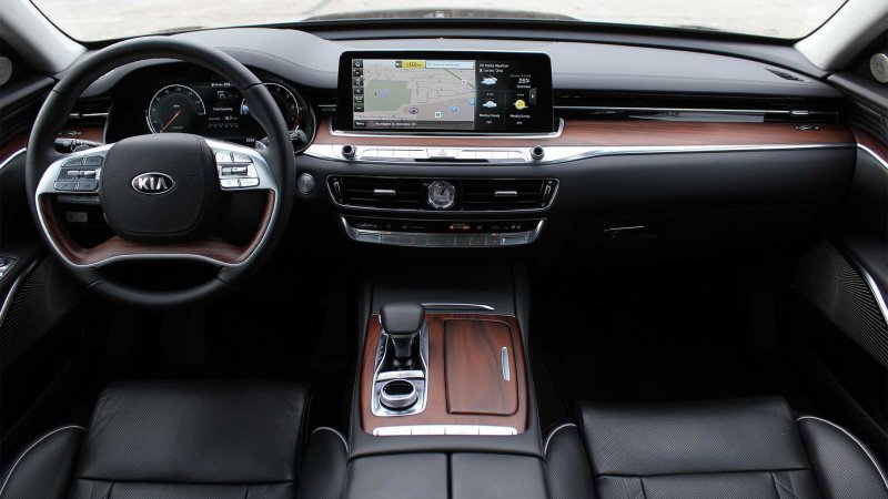 Kia k900 Interior