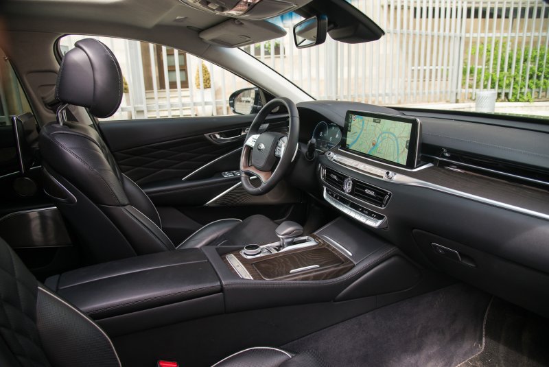Kia k900 2021