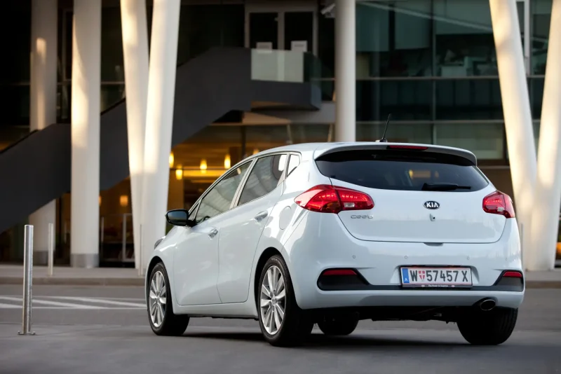 Kia Ceed трехдверная
