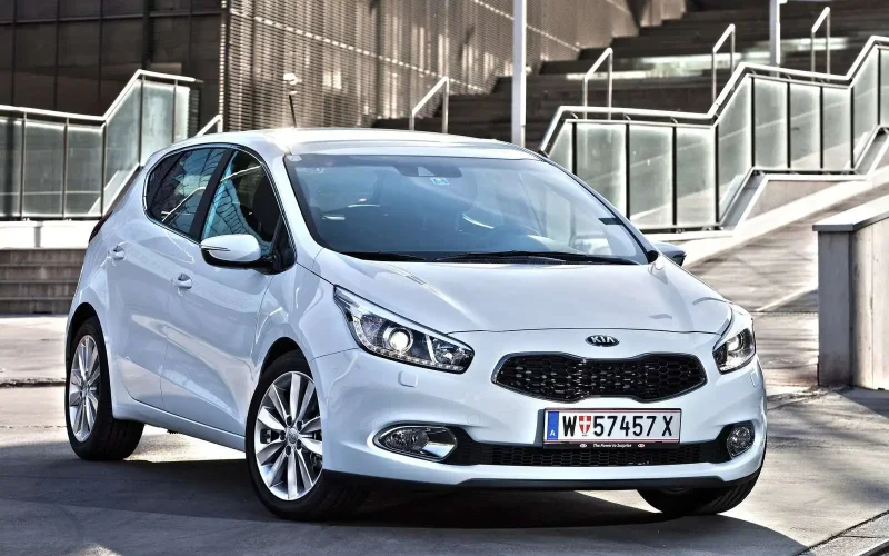 Kia Ceed gt 2017 купе