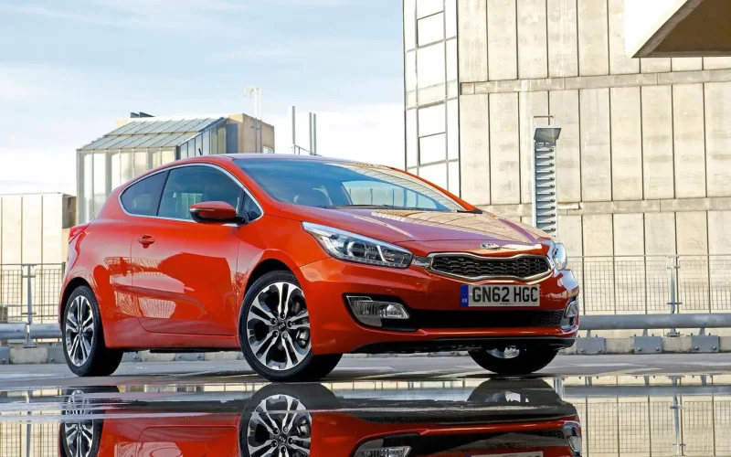Kia Ceed, 2018 хэтчбек белая