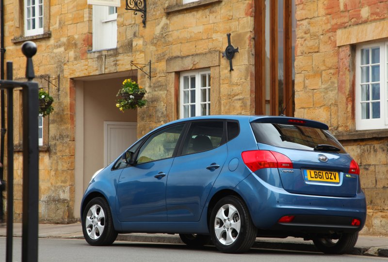 Kia YNS Venga 2012