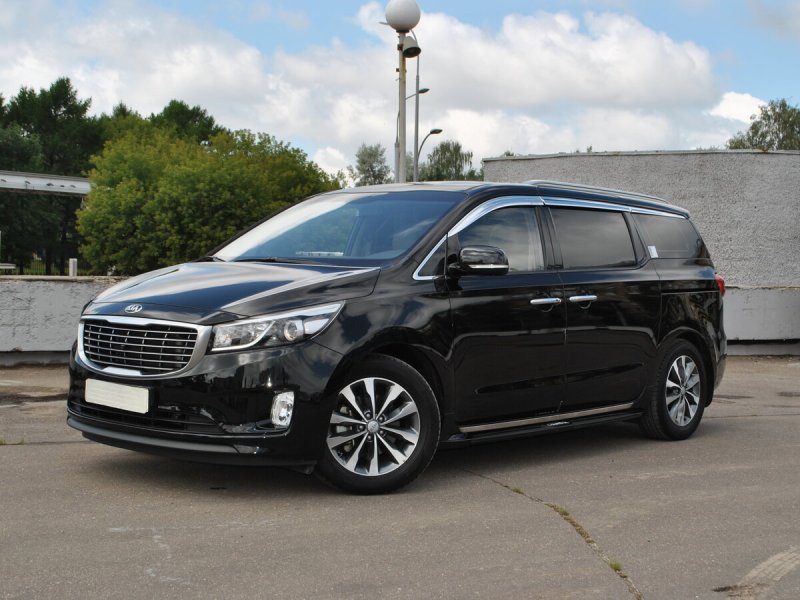 Kia Carnival Hi Limousine