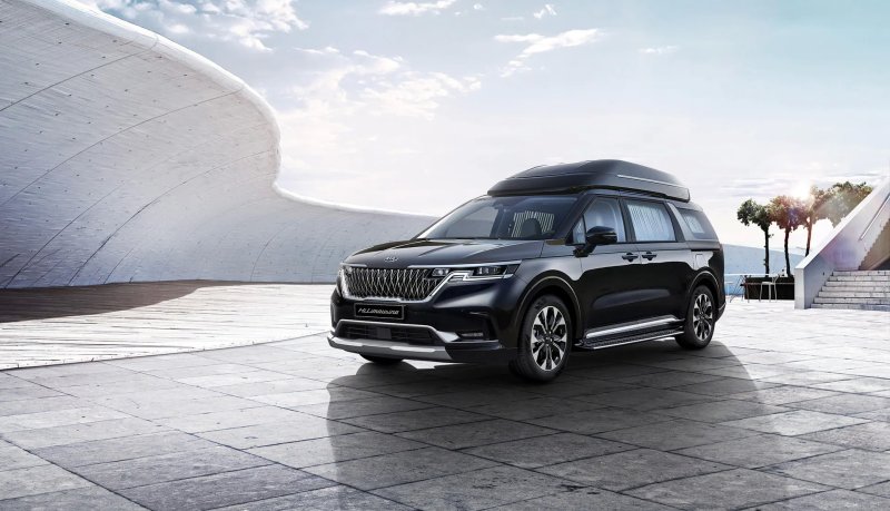 Kia Carnival Limousine 2021