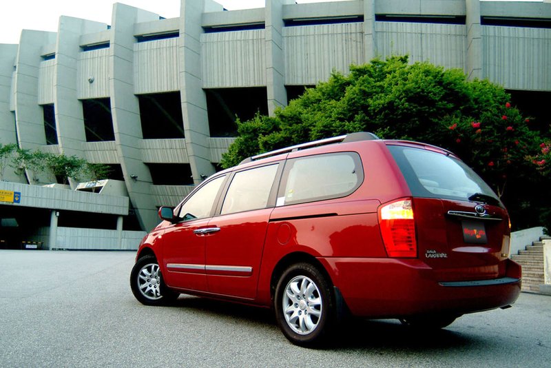 Kia Carnival 2016 черный