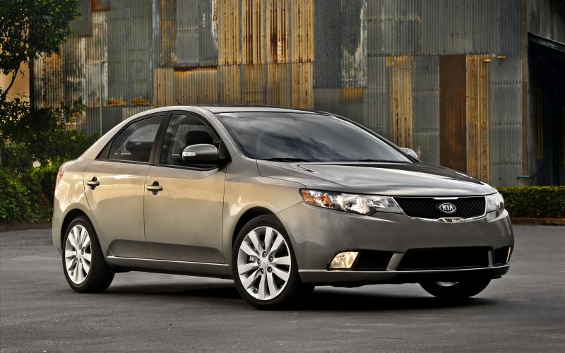 Kia Cerato 2010 седан