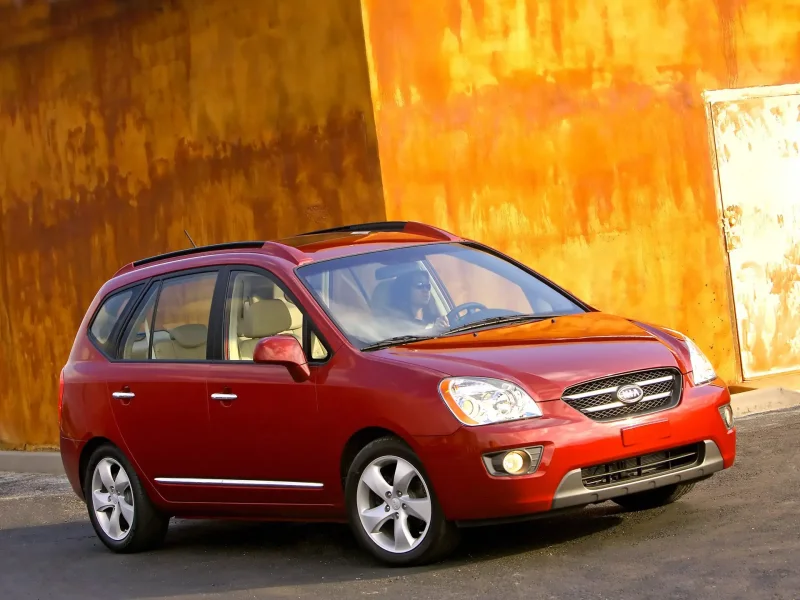 Kia Rondo 2008