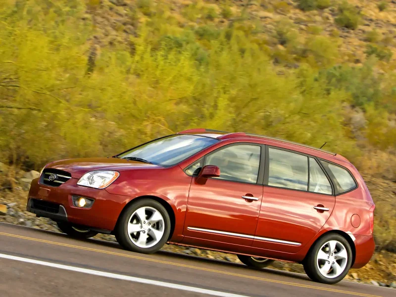 Kia Rondo 2012