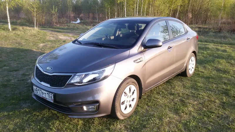 Kia Rio x-line серый