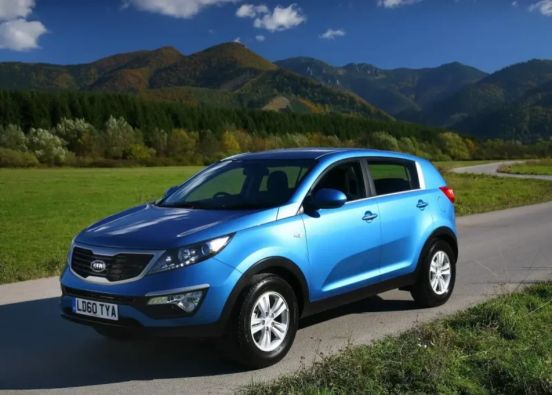 Kia Sportage голубой