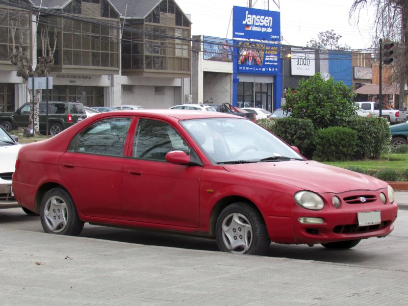Kia Sephia 2000