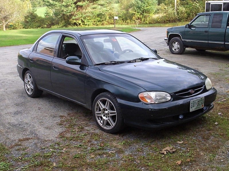 Kia Sephia 1.5 МТ