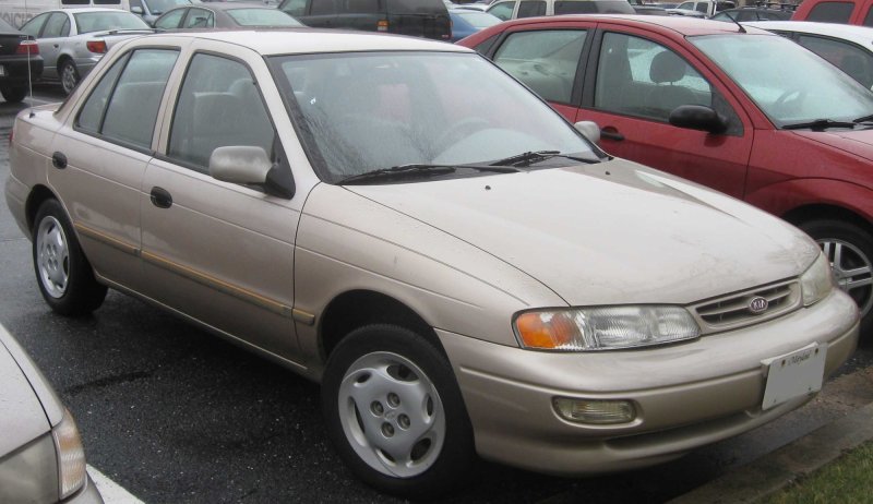 Kia 1997 sephia1