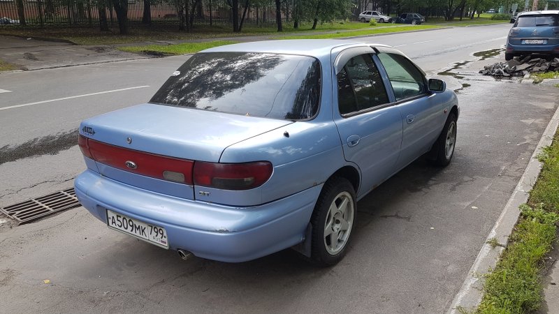 Kia Sephia