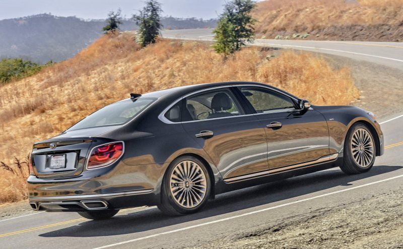 Kia k900 2019
