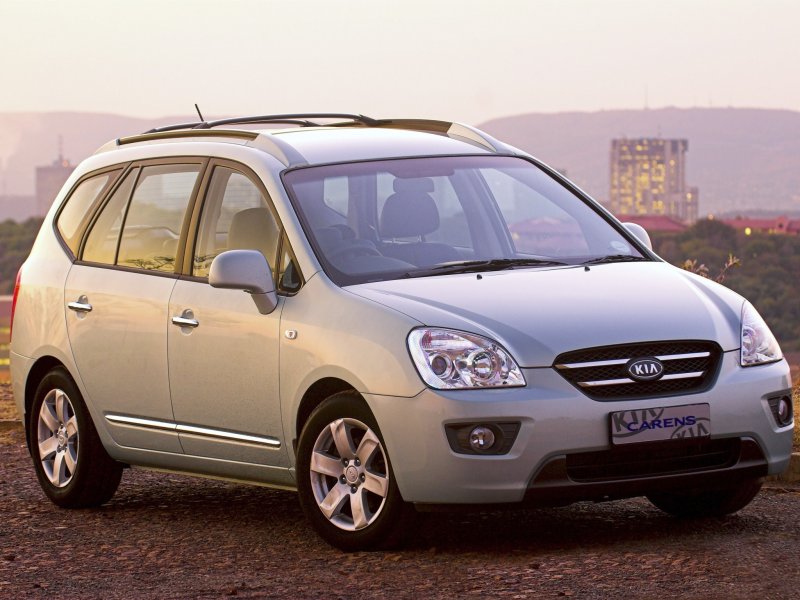 Kia Carens
