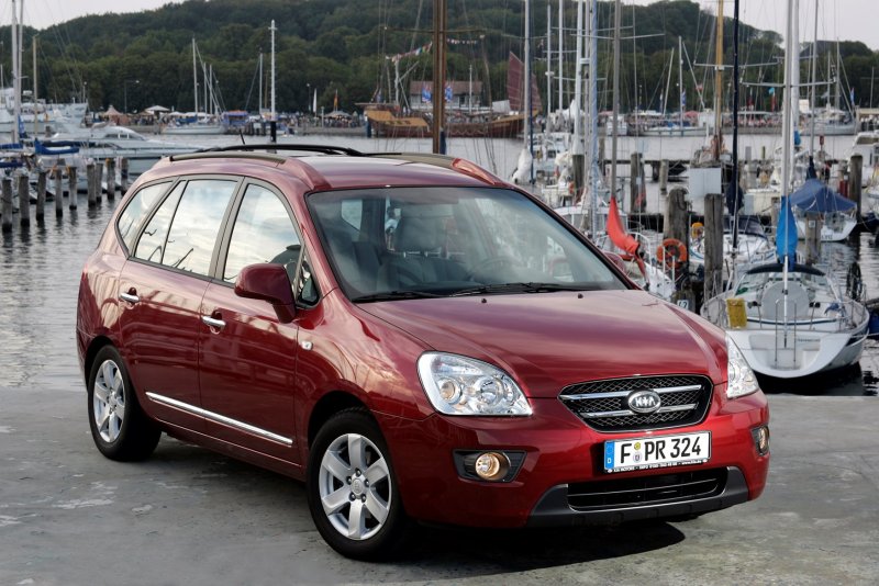 Kia Carens 2010