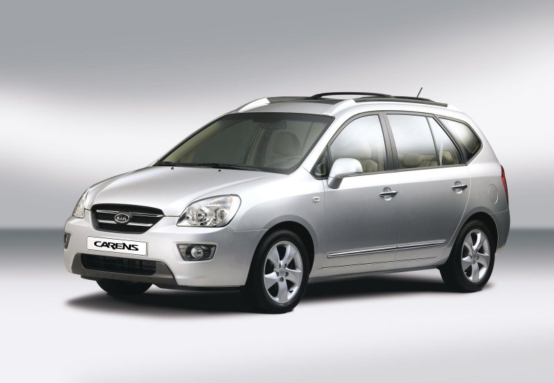 Kia Carens III