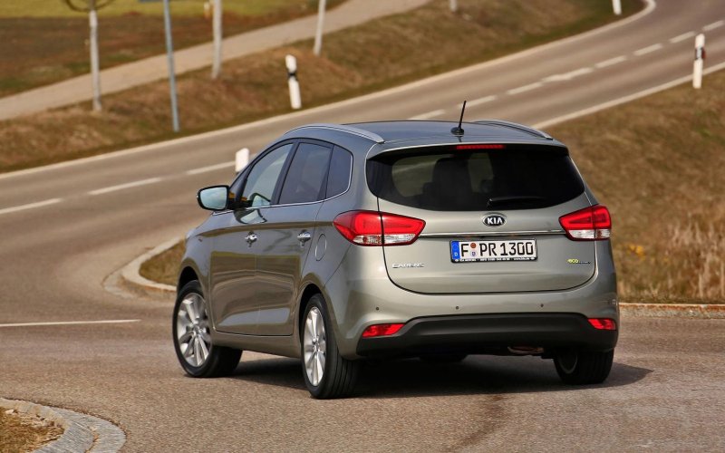 Kia Carens IV