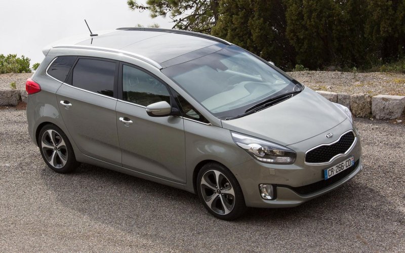 Kia Carens 4 поколение